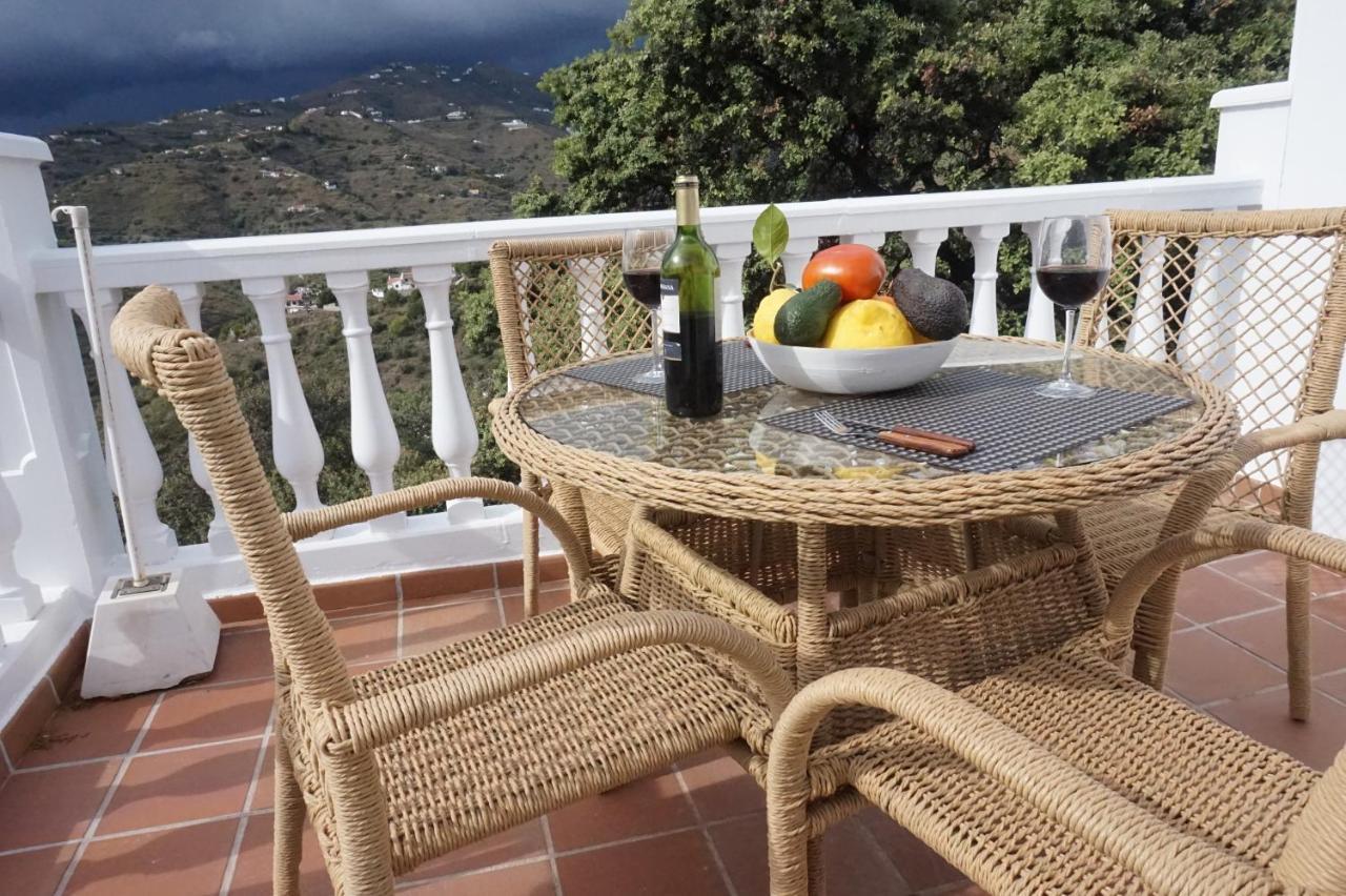 Villa Las Encinas Costa Del Sol Torrox Exterior photo